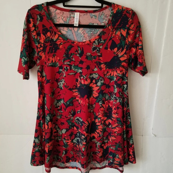 LuLaRoe Tops - NWOT  LULAROE Tunic tshirt  floral print Size XXS